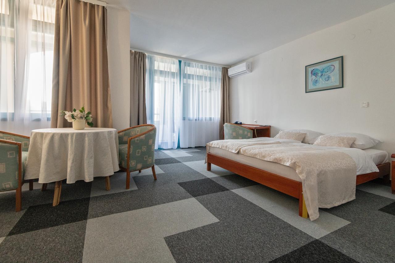 Hotel Stella Неум Екстер'єр фото